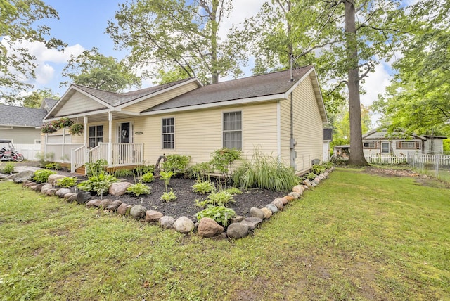 2151 Glenwood Ct, Brooklyn, MI 49230 - ranch-style house with covered porch and roof with shingles