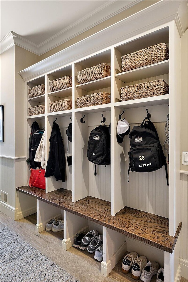 1988 Christenbury Ct, Rochester, MI 48306 - mudroom featuring crown molding and wood finished floors