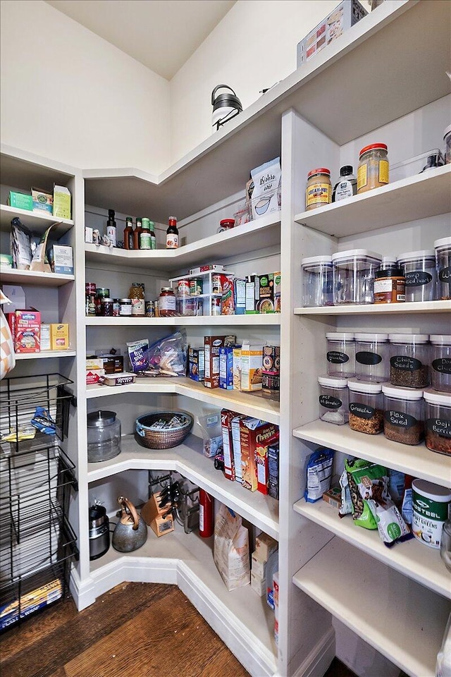 1988 Christenbury Ct, Rochester, MI 48306 - view of pantry