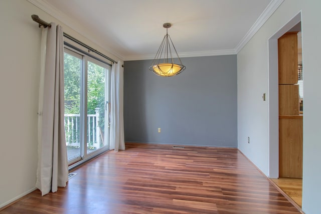 13947 Ashurst St, Livonia, MI 48154 - empty room with wood finished floors and ornamental molding