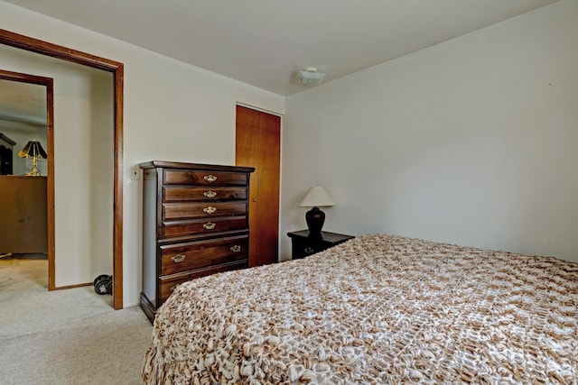 3618 Rohr Rd, Lake Orion, MI 48359 - bedroom with light carpet and baseboards