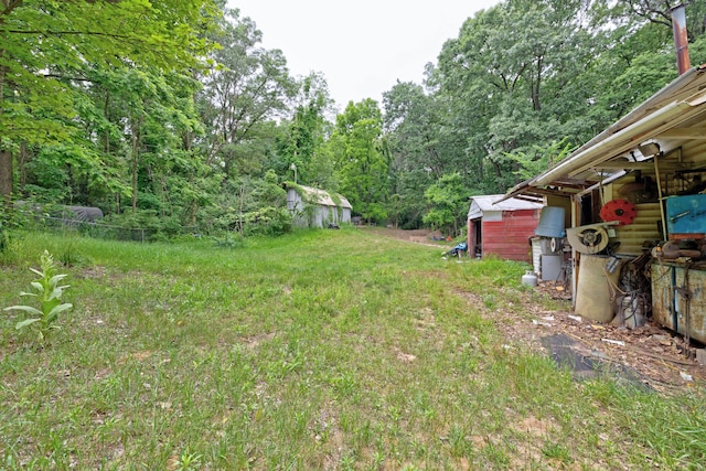3618 Rohr Rd, Lake Orion, MI 48359 - view of yard featuring a shed