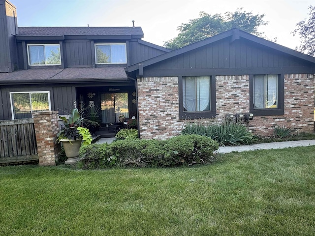 2008 Beekman Ct, Flushing, MI 48532 - photo 2