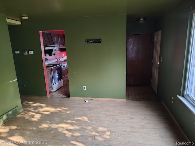 15771 Taft St, Romulus, MI 48174 - empty room with light wood-style floors