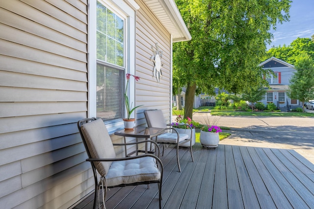 464 Kalamazoo St, South Haven, MI 49090 - view of deck