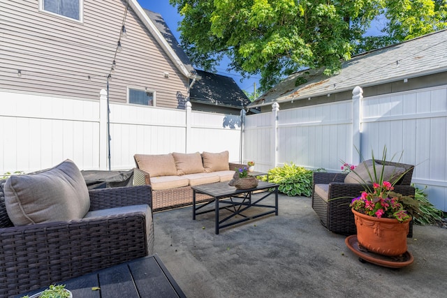 464 Kalamazoo St, South Haven, MI 49090 - fenced backyard featuring an outdoor living space and a patio area