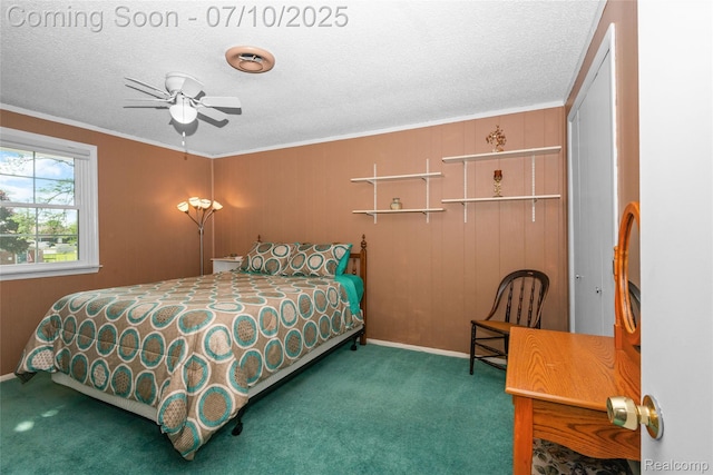 18532 Wendy Ct E, Riverview, MI 48193 - bedroom featuring ornamental molding, carpet floors, a textured ceiling, and ceiling fan