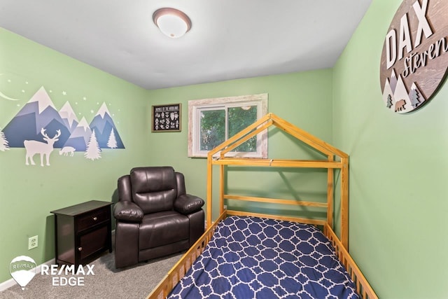 7226 Junction Rd, Frankenmuth, MI 48722 - carpeted bedroom with baseboards