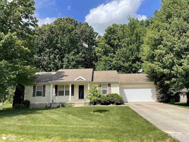 9238 Oakview Dr, Swartz Creek, MI 48473 - ranch-style home with an attached garage, driveway, and a front lawn