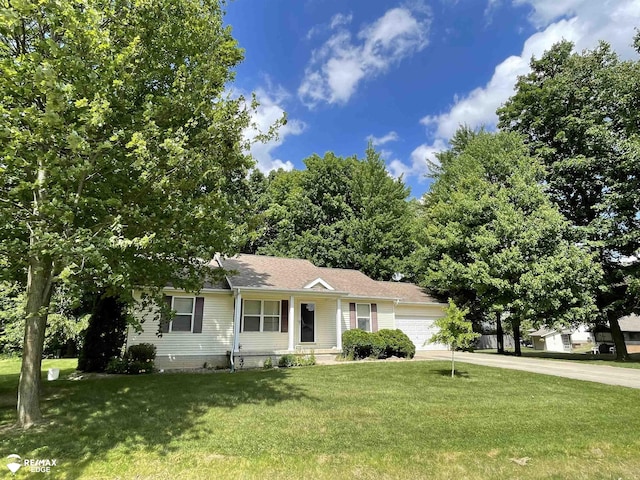 9238 Oakview Dr, Swartz Creek, MI 48473 - view of front of home featuring a garage, driveway, and a front lawn