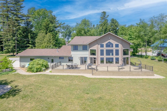 1083 S Lakeshore Rd, Harbor Beach, MI 48441 - photo 1