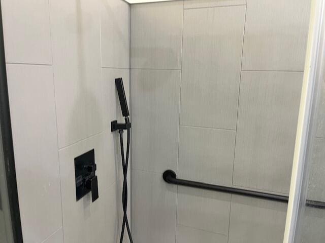 4969 N Highbridge Rd, Brethren, MI 49619 - bathroom view of tiled shower