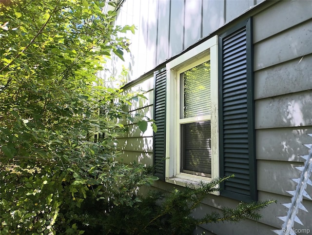 1622 Griffin Ave, Owosso, MI 48867 - photo 9