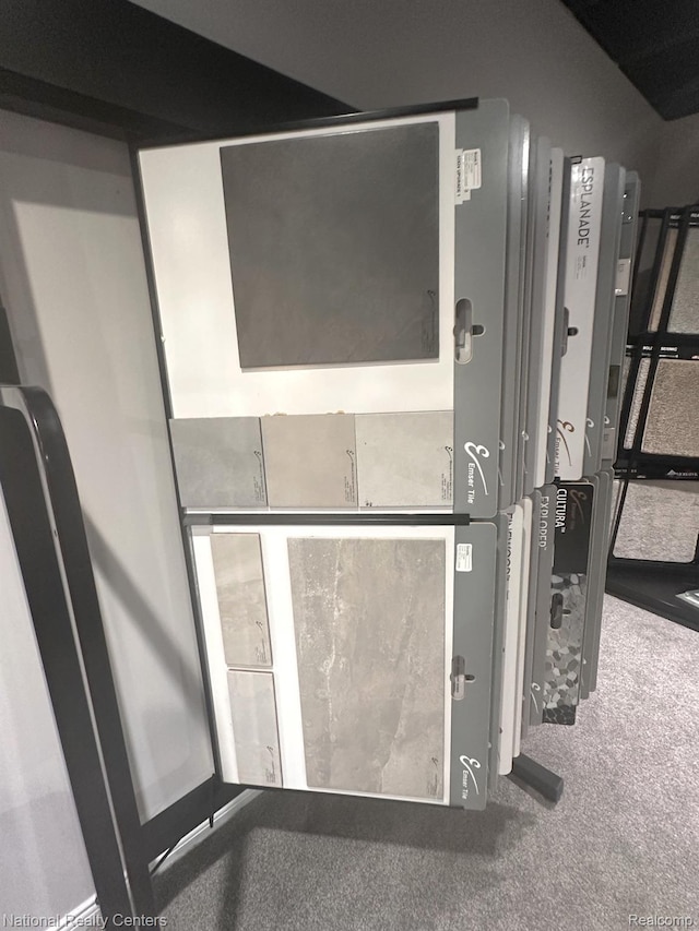 253 Devonshire Dr Unit 2, Lapeer, MI 48446 - detailed view of carpet floors