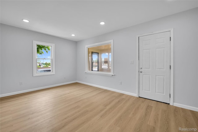 134 W Auburn Rd, Rochester, MI 48307 - spare room featuring light wood-style flooring and recessed lighting