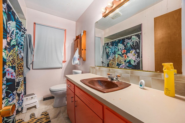 1556 Mullins Ave NW, Grand Rapids, MI 49534 - full bathroom featuring vanity and a shower with curtain