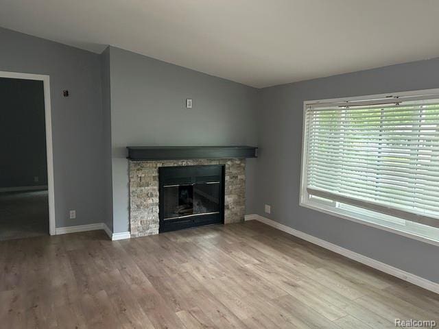 27665 Hiller St, Harrison Township, MI 48045 - photo 2
