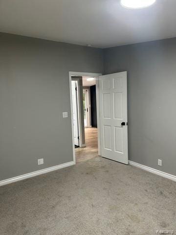 27665 Hiller St, Harrison Township, MI 48045 - photo 23