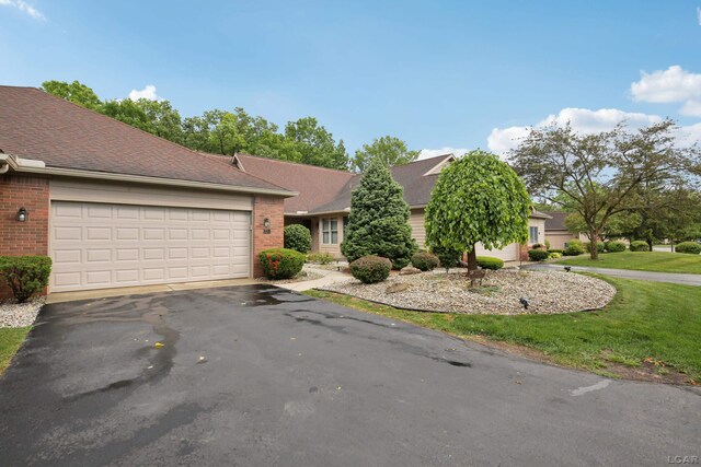 320 Richlyn Dr, Adrian, MI 49221 - photo 3