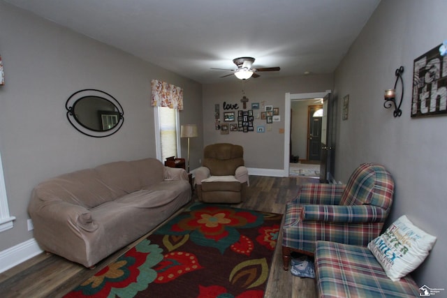 6257 E Dunbar Rd, Monroe, MI 48161 - living area featuring wood finished floors and a ceiling fan