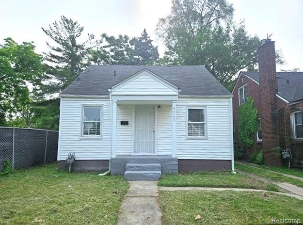 9366 Steel St, Detroit, MI 48228 - photo 1