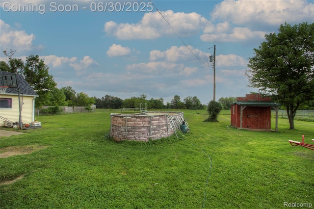 3092 Dillon Rd, Flushing, MI 48433 - view of yard featuring a storage shed