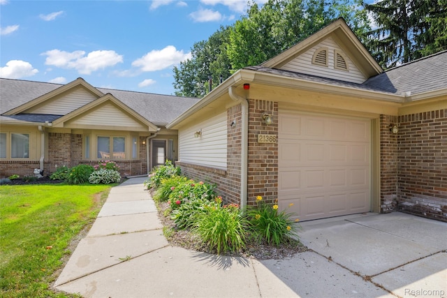 21366 Mulberry Ct, Farmington Hills, MI 48336 - photo 1