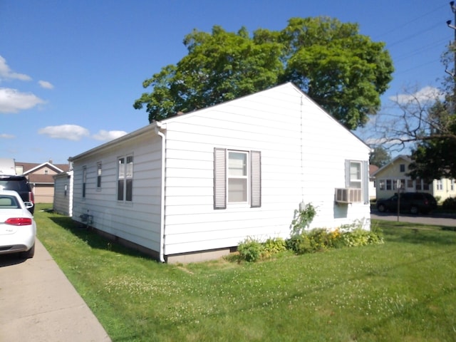 1602 Blakely Ave, Jackson, MI 49202 - view of property exterior with a yard