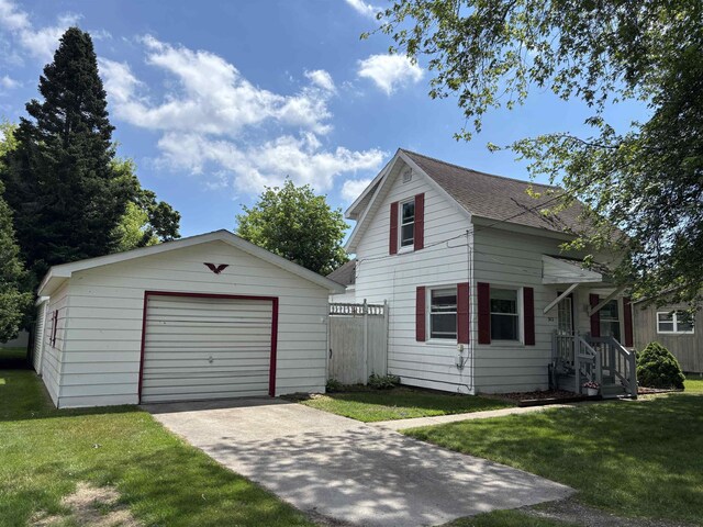 202 Evans St, East Tawas, MI 48730 - photo 1