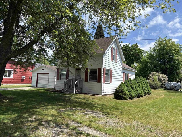 202 Evans St, East Tawas, MI 48730 - photo 39