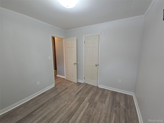 22024 Lester St, Clinton Township, MI 48035 - empty room with wood finished floors and crown molding