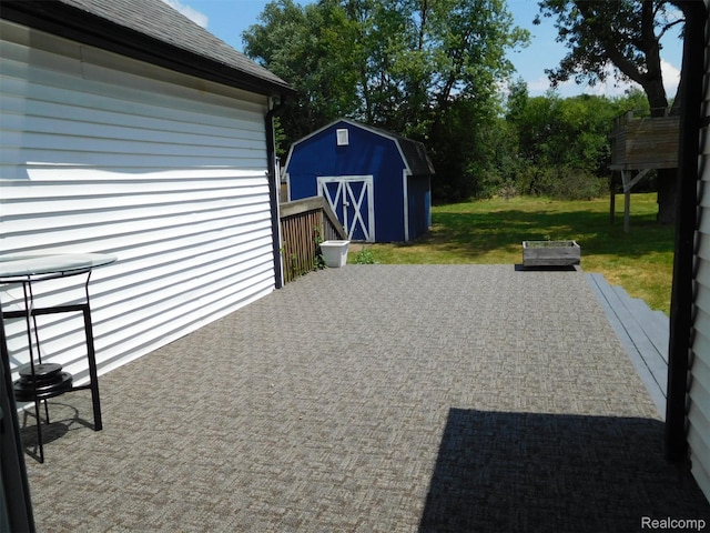 3351 Grant Rd, Rochester Hills, MI 48309 - view of patio with a storage shed