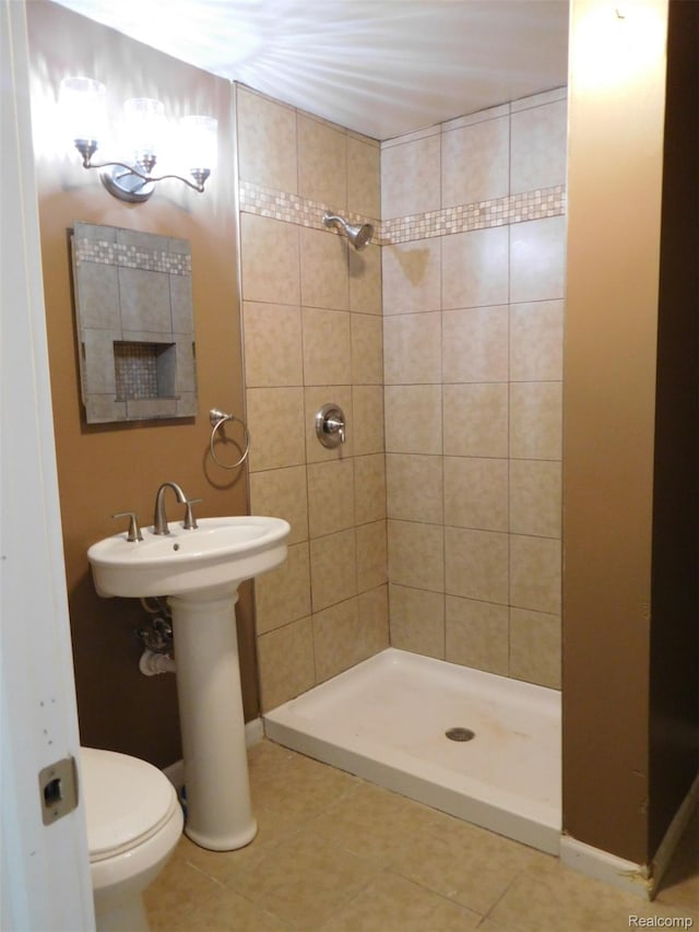 3351 Grant Rd, Rochester Hills, MI 48309 - full bathroom featuring a stall shower and tile patterned floors