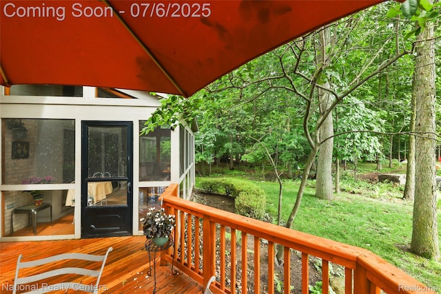7319 Autumn Hill Dr, West Bloomfield, MI 48323 - deck featuring a sunroom