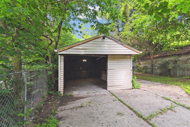 9585 Asbury Park, Detroit, MI 48227 - view of detached garage