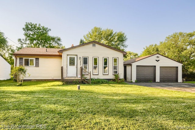 4455 Burgundy Dr, Flint, MI 48506 - photo 1