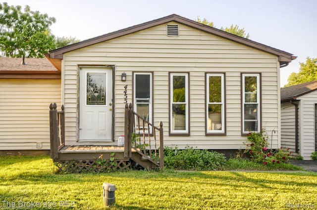 4455 Burgundy Dr, Flint, MI 48506 - photo 2