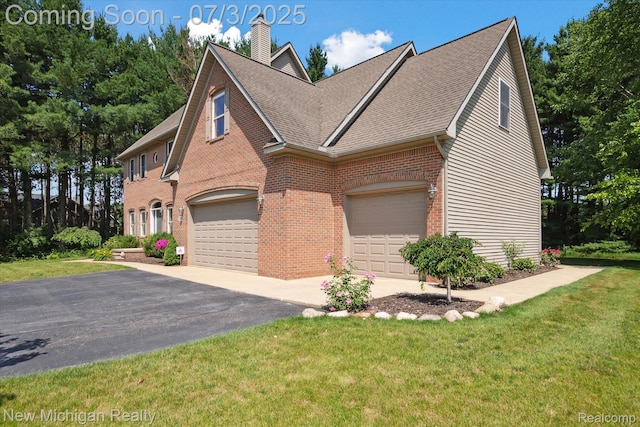 7155 Campbell Mills Ct, Brighton, MI 48116 - view of front of house featuring brick siding, driveway, roof with shingles, and a front lawn