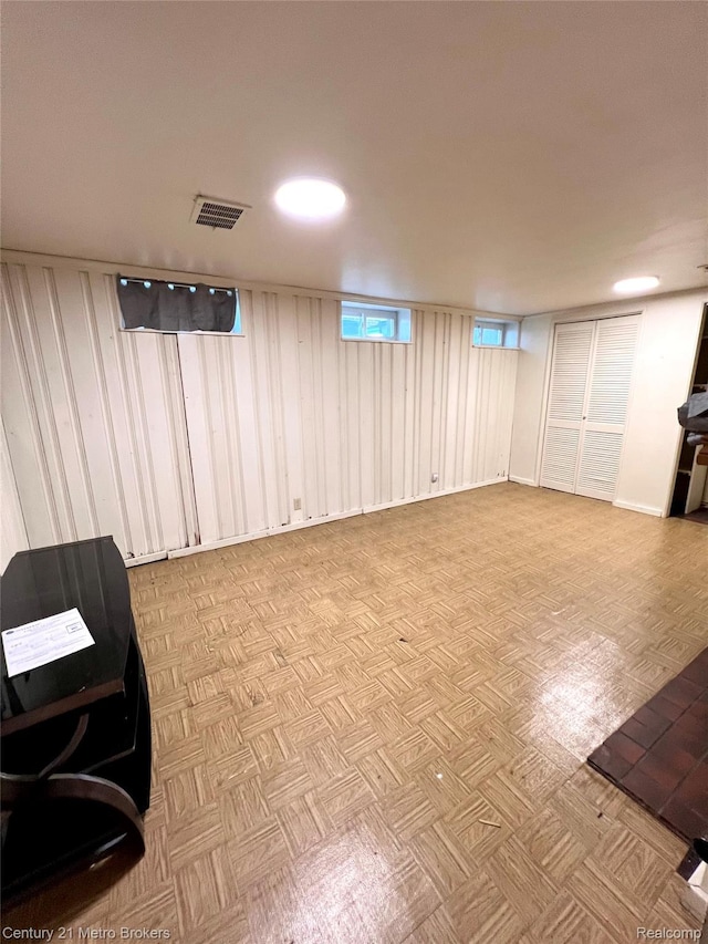 2122 Pierce St, Flint, MI 48503 - view of below grade area
