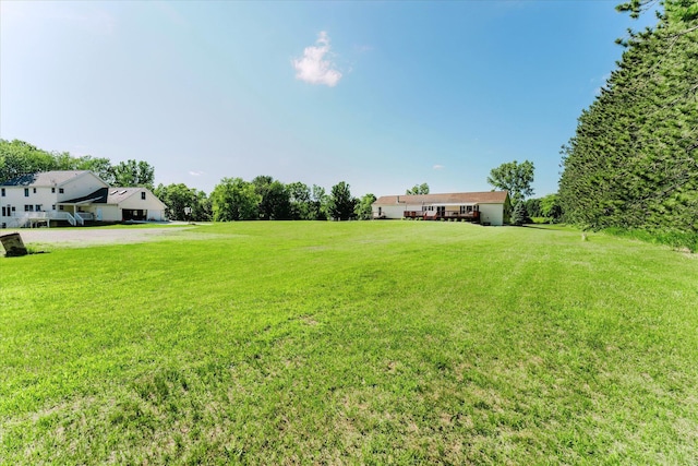 2098 Fisher Ct, Howell, MI 48855 - view of grassy yard