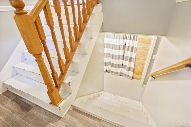 12821 Cimarron Dr, Birch Run, MI 48415 - stairway featuring wood finished floors
