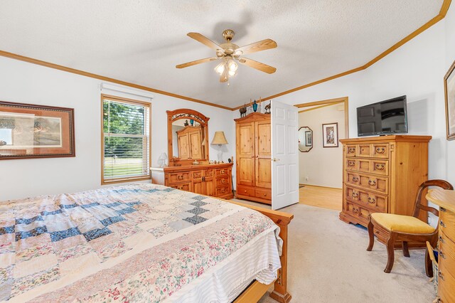 7900 Sunset Shores Dr, Canadian Lakes, MI 49346 - bedroom with crown molding, lofted ceiling, a textured ceiling, a ceiling fan, and light carpet