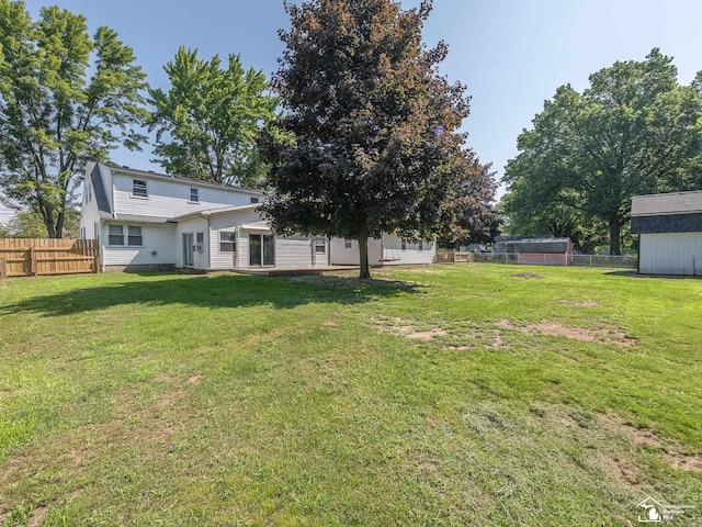 855 Mildred Ave, Temperance, MI 48182 - view of yard featuring an outdoor structure