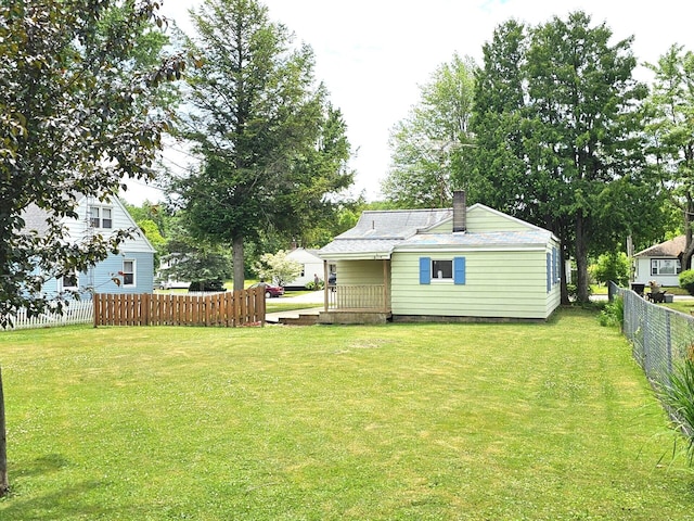109 W Woodrow St, Fremont, MI 49412 - view of yard