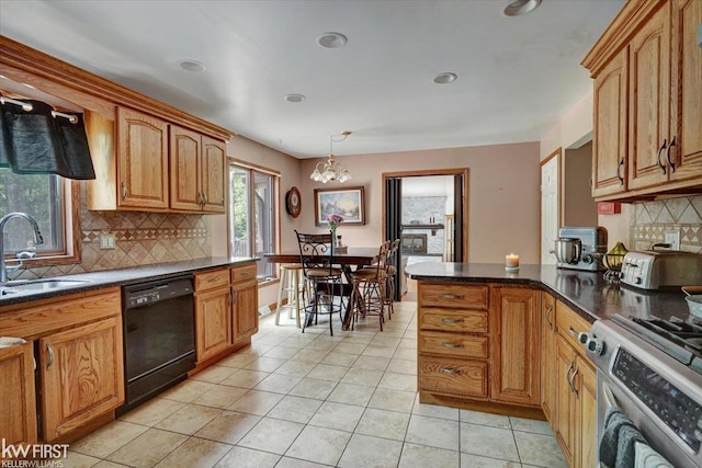 4667 Lakeshore Rd, Fort Gratiot, MI 48059 - photo 6