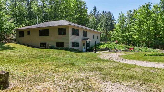 6110 Bc/Ej Rd, East Jordan, MI 49727 - photo 3