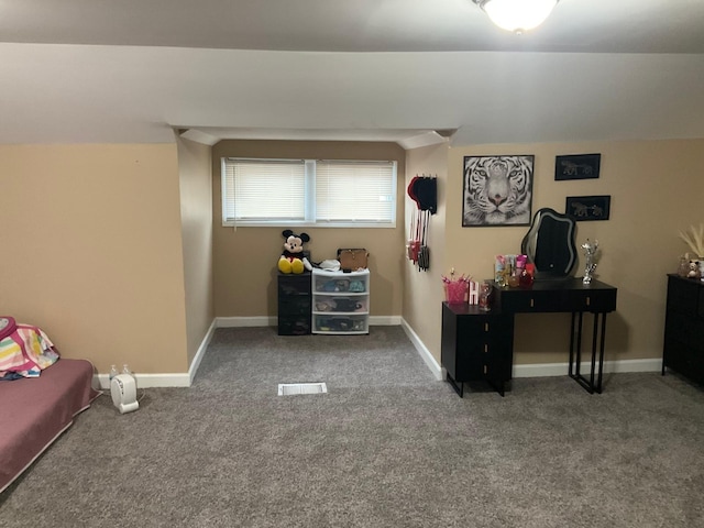 13564 Tuller St, Detroit, MI 48238 - sitting room with carpet flooring