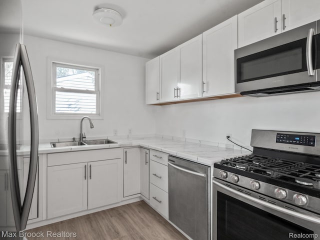 2028 Isabell Dr, Troy, MI 48083 - photo 6