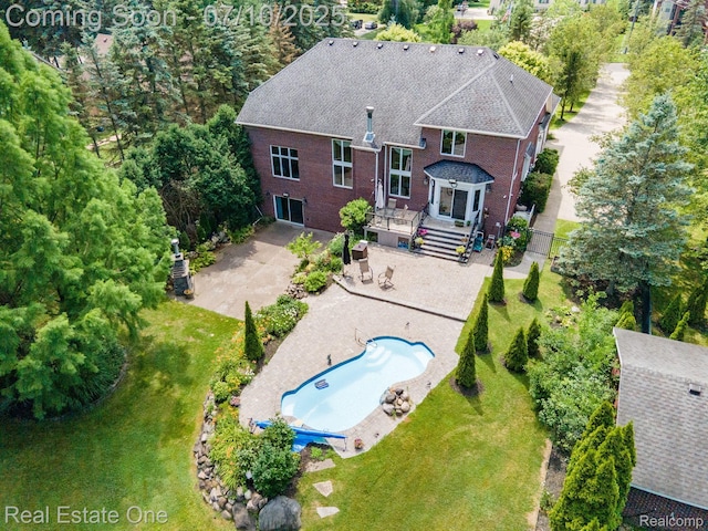 6120 Evanswood Rd, Troy, MI 48085 - aerial view of property and surrounding area featuring a pool area