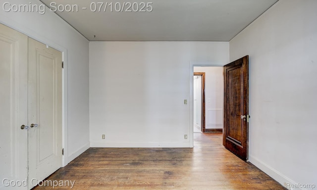 66 Oakdale Blvd, Pleasant Ridge, MI 48069 - unfurnished bedroom featuring wood finished floors and baseboards